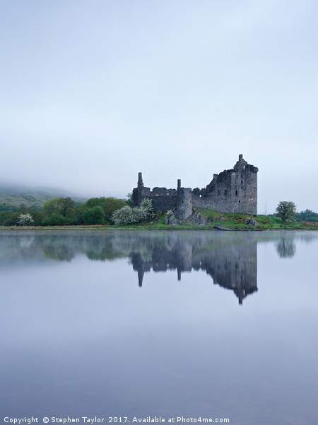 Kilchurn in the fog Picture Board by Stephen Taylor