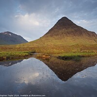 Buy canvas prints of Buachaille Etive Beag by Stephen Taylor