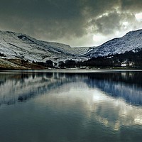 Buy canvas prints of Dovestone reservoir by tom downing