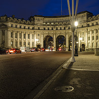 Buy canvas prints of up the Mall to Admiralty arch by mike cooper