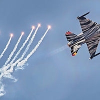 Buy canvas prints of F-16AAM deploying Countermeasures 2018 by Philip Hodges aFIAP ,