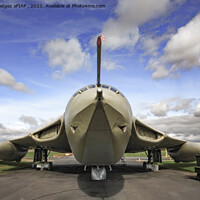 Buy canvas prints of Handley Page Victor K2 by Philip Hodges aFIAP ,