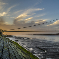 Buy canvas prints of Humber Sunset  by David Charlton