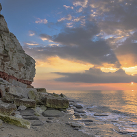 Buy canvas prints of  Hunstanton sunset cliffs by Simon Taylor