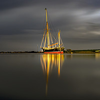 Buy canvas prints of Sailing Barge - Juno by Alan Simpson