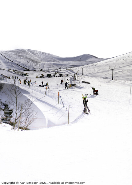 Cairngorm Skiing Picture Board by Alan Simpson
