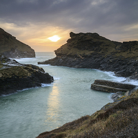 Buy canvas prints of Towards the Setting Sun (Boscastle) by Andrew Ray