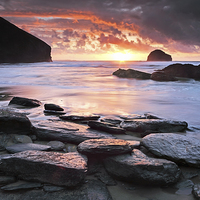 Buy canvas prints of Setting Sun Trebarwith Strand by Andrew Ray