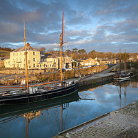 Buy canvas prints of Charlestown by Andrew Ray