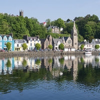 Buy canvas prints of Tobermory by Howard Kennedy