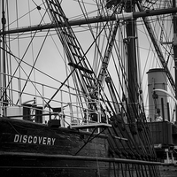 Buy canvas prints of RRS Discovery by Stuart Sinclair