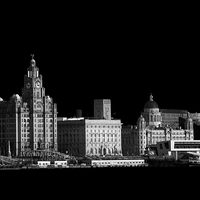 Buy canvas prints of Liverpool waterfront by Susan Tinsley