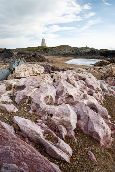 Rock formations at Ynys Llanddwyn, Anglesey Picture Board by Andrew Kearton