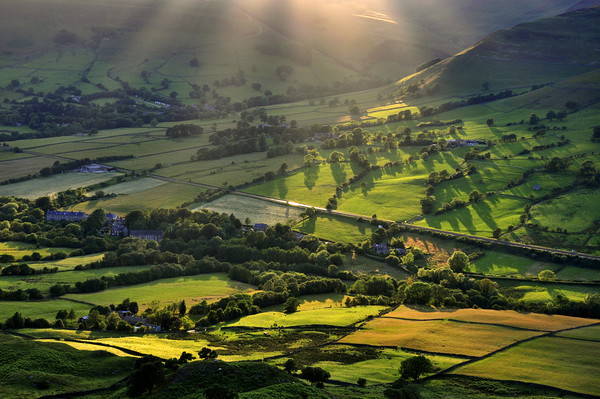 Sunlight on the Vale of Edale Picture Board by Andrew Kearton