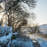 Buy canvas prints of Path to Lantern Pike on a winter morning by Andrew Kearton