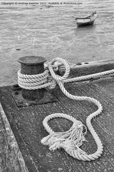 Harbour rope at Lindisfarne, Northumberland Picture Board by Andrew Kearton