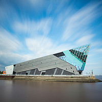 Buy canvas prints of The Deep Hull by Des O'Connor