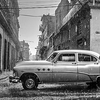 Buy canvas prints of La Calle Angeles Havana by henry harrison