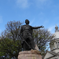 Buy canvas prints of  William Wallace Statue Aberdeen by ian jackson