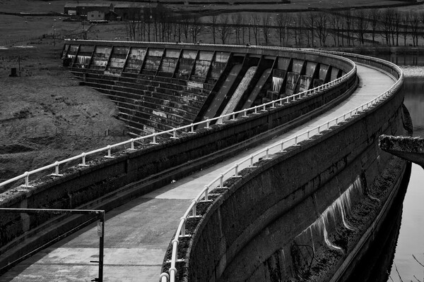 Baiting's Reservoir Walkway Over Dam Wall Mono Picture Board by Glen Allen
