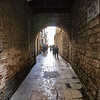 Buy canvas prints of Barcelona Archway by Glen Allen