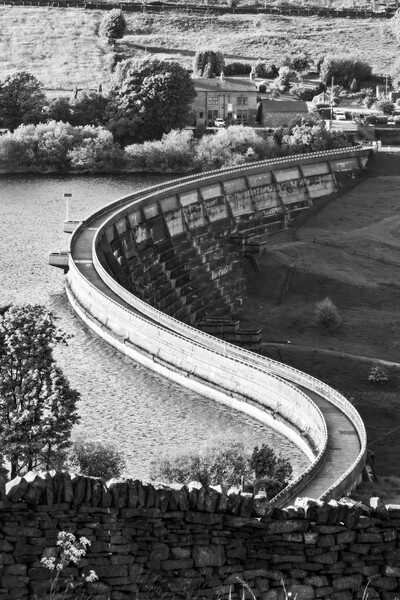 Baiting's Reservoir Dam Wall - Mono 2023 Picture Board by Glen Allen
