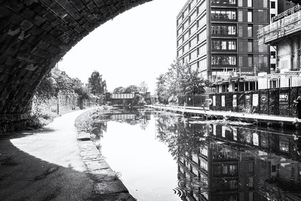 Leeds Liverpool Canal, Leeds Picture Board by Glen Allen