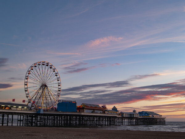 Blackpool Sunset  Picture Board by Glen Allen