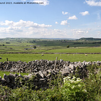 Buy canvas prints of Derbyshire Landscape Wardlow by Kevin Round