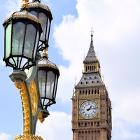 Buy canvas prints of  Big Ben With Lamp by Peter McIlroy