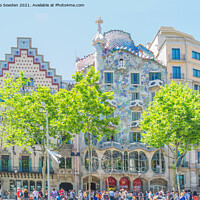 Buy canvas prints of Casa Batlló, Barcelona, Spain by Jo Sowden