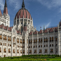 Buy canvas prints of Hungarian Parliament Building by Jo Sowden