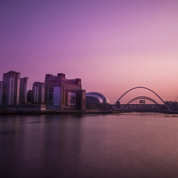 Buy canvas prints of  Quayside Sunset by Les Hopkinson