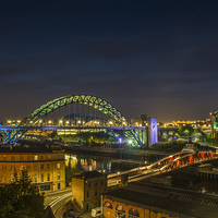 Buy canvas prints of  The Tyne Bridge by Les Hopkinson