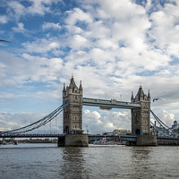 Buy canvas prints of  Tower Bridge,London by Sue Knight