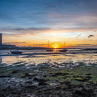 Buy canvas prints of Calshot sunset by Sue Knight