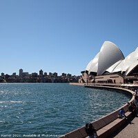 Buy canvas prints of Sydney Opera House by Stephen Hamer