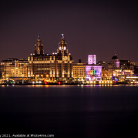 Buy canvas prints of The Liver Building, Liverpool  by Phil Reay