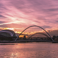 Buy canvas prints of  Sunset over the Tyne by Phil Reay