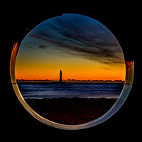 Buy canvas prints of Roker Pier, Sunderland by Phil Reay