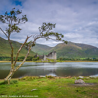 Buy canvas prints of Kilchurn Castle by Phil Reay