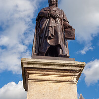 Buy canvas prints of Sir Isaac Newton Statue In Grantham by Artur Bogacki