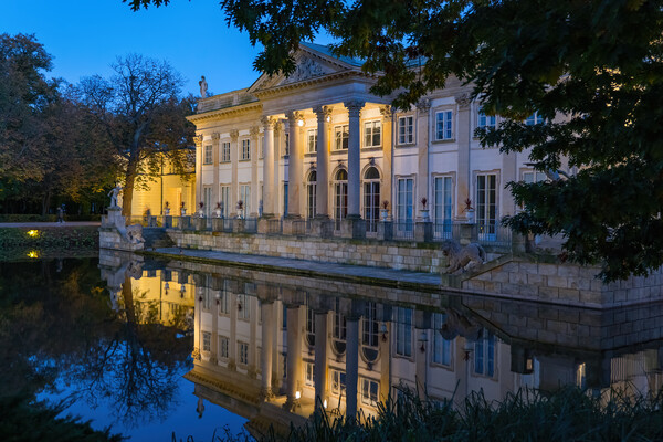 Palace On The Isle In Warsaw At Night Picture Board by Artur Bogacki