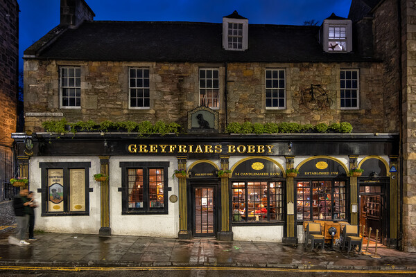 Greyfriars Bobby Bar at Night in Edinburgh Picture Board by Artur Bogacki