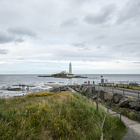Buy canvas prints of St Mary's Lighthouse, Whitley Bay by David Graham