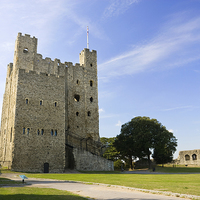 Buy canvas prints of Rochester Castle by Steve Smith