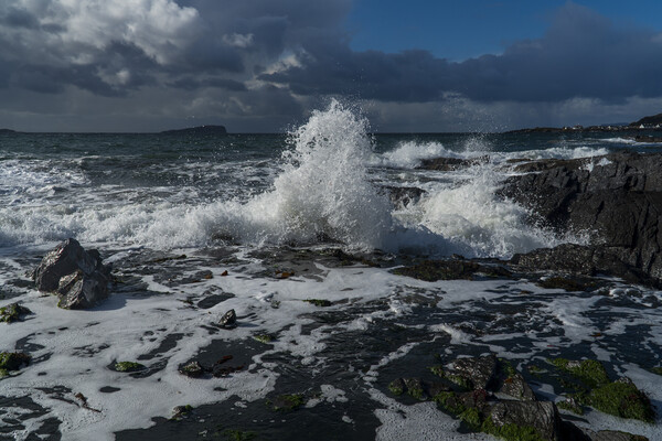 Waves crashing on the rocks Picture Board by Rich Fotografi 