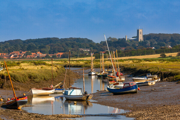 Low tide at Morston.  Picture Board by Bill Allsopp