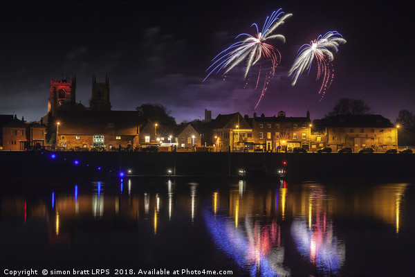 Kings Lynn fireworks over the river Ouse Picture Board by Simon Bratt LRPS