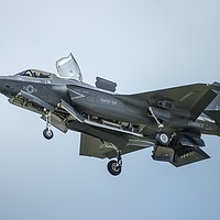 Buy canvas prints of Lockheed Martin F35B in the hover by Max Stevens